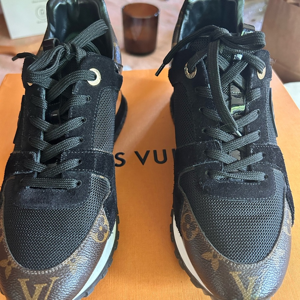 Louis Vuitton Black and Gold Monogram Sneakers - Picture 4 of 6